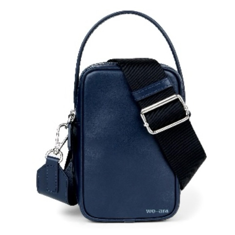 NWOT WE-AR4 The Souvenir Leather Crossbody Bag